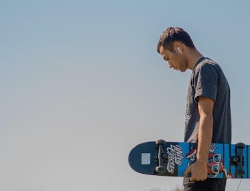 Skateboarding Basics- How to Hold a Skateboard
